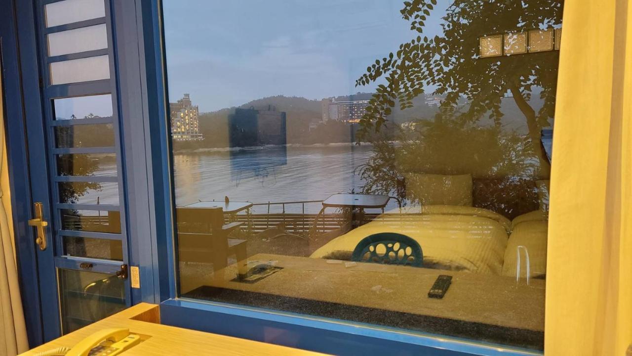 Sun Fog Hotel Yuchi Ngoại thất bức ảnh