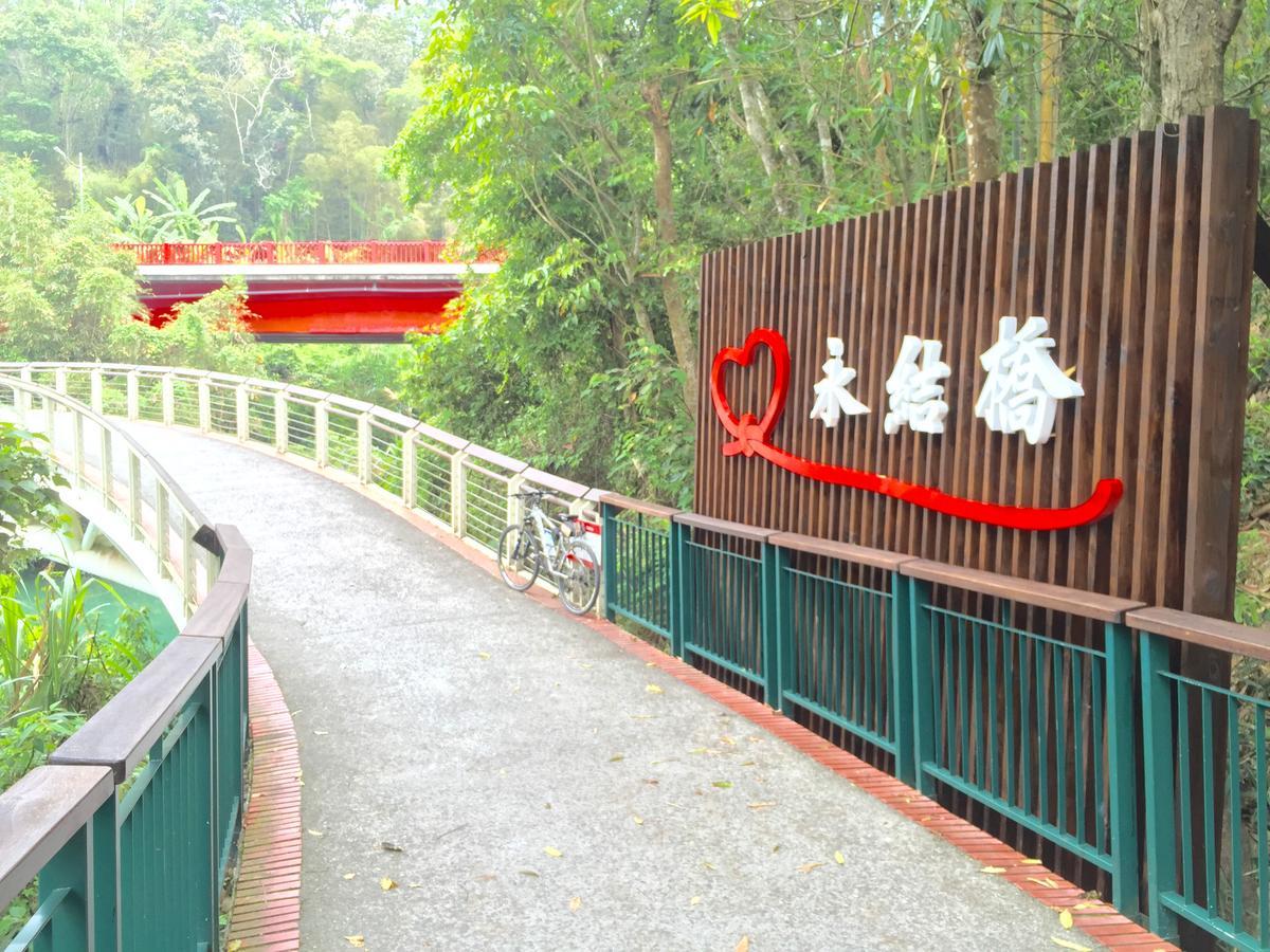 Sun Fog Hotel Yuchi Ngoại thất bức ảnh